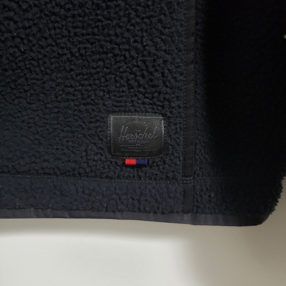 HERSCHEL Black Fleece Jacket - Picture 5 of 9